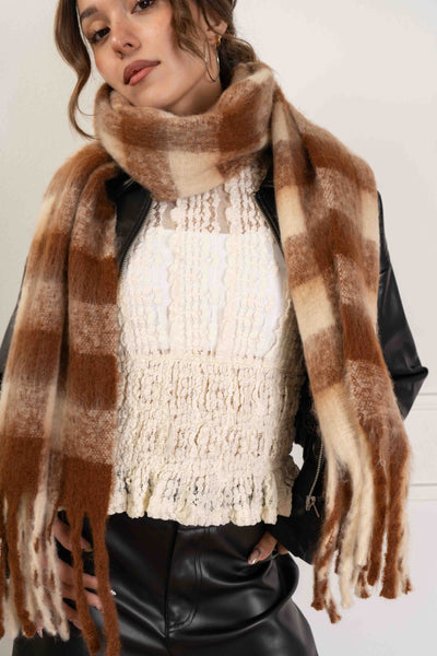 Checkered Fringe Knit Scarf