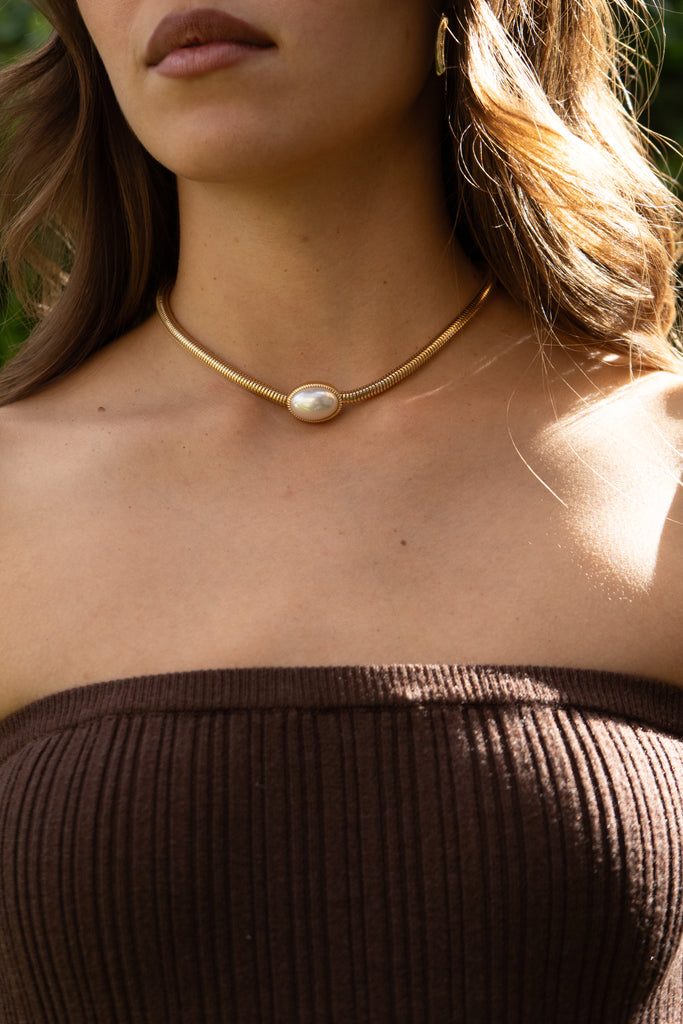 Oval Pendant Snake Chain Necklace