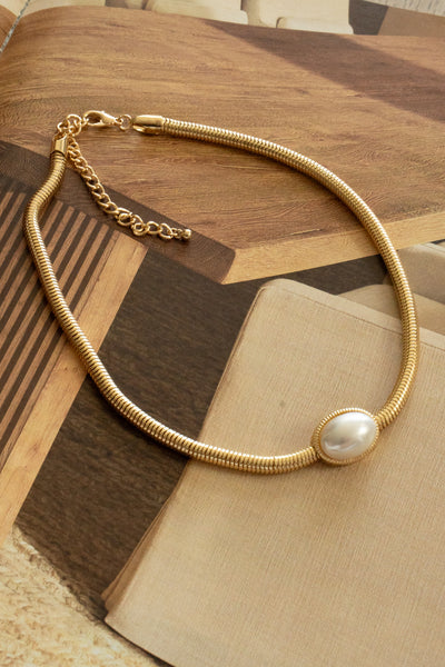 Oval Pendant Snake Chain Necklace