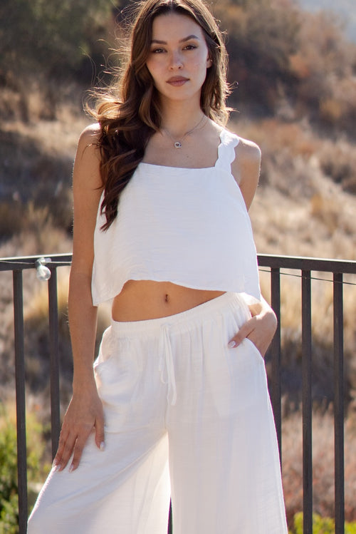 Valerie Scallop Detail Top