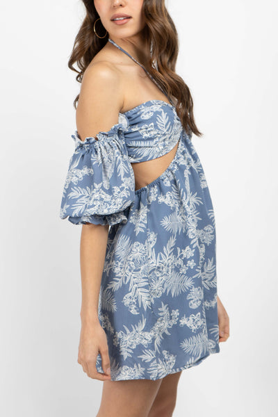 The Kim Off Shoulder dress features a stylish halter neckline, key hole and puffed sleeves for a trendy, event look